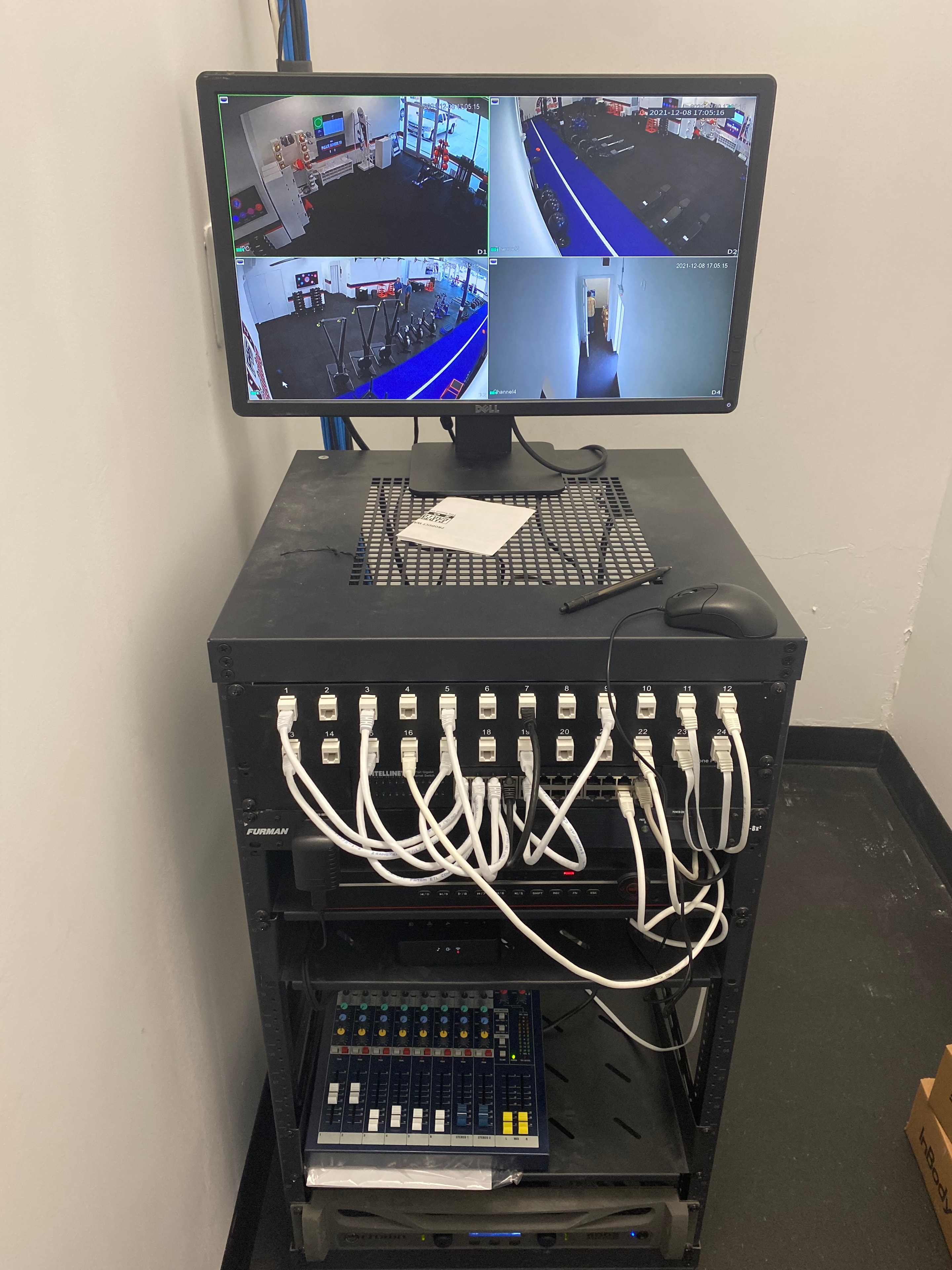 Security camera system monitoring multiple rooms